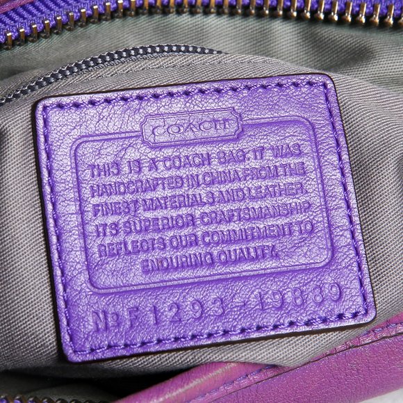 Coach Legacy Leather Duffle 19889 w/Double Tassel Trim / Shoulder or Crossbody - Picture 9 of 15